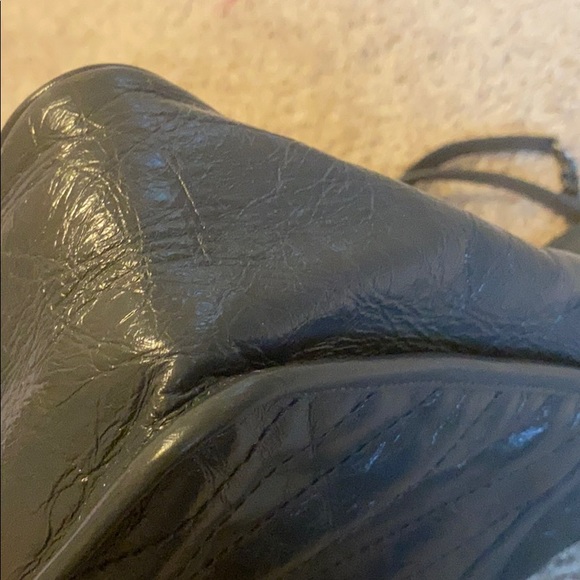 Authentic new YSL crossbody - large Nikki - Picture 4 of 13